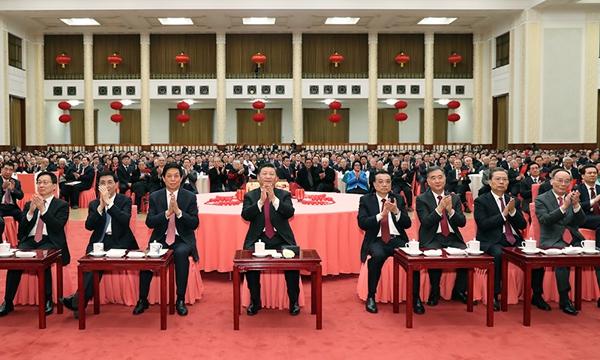 习近平：在二〇二五年春节团拜会上的讲话